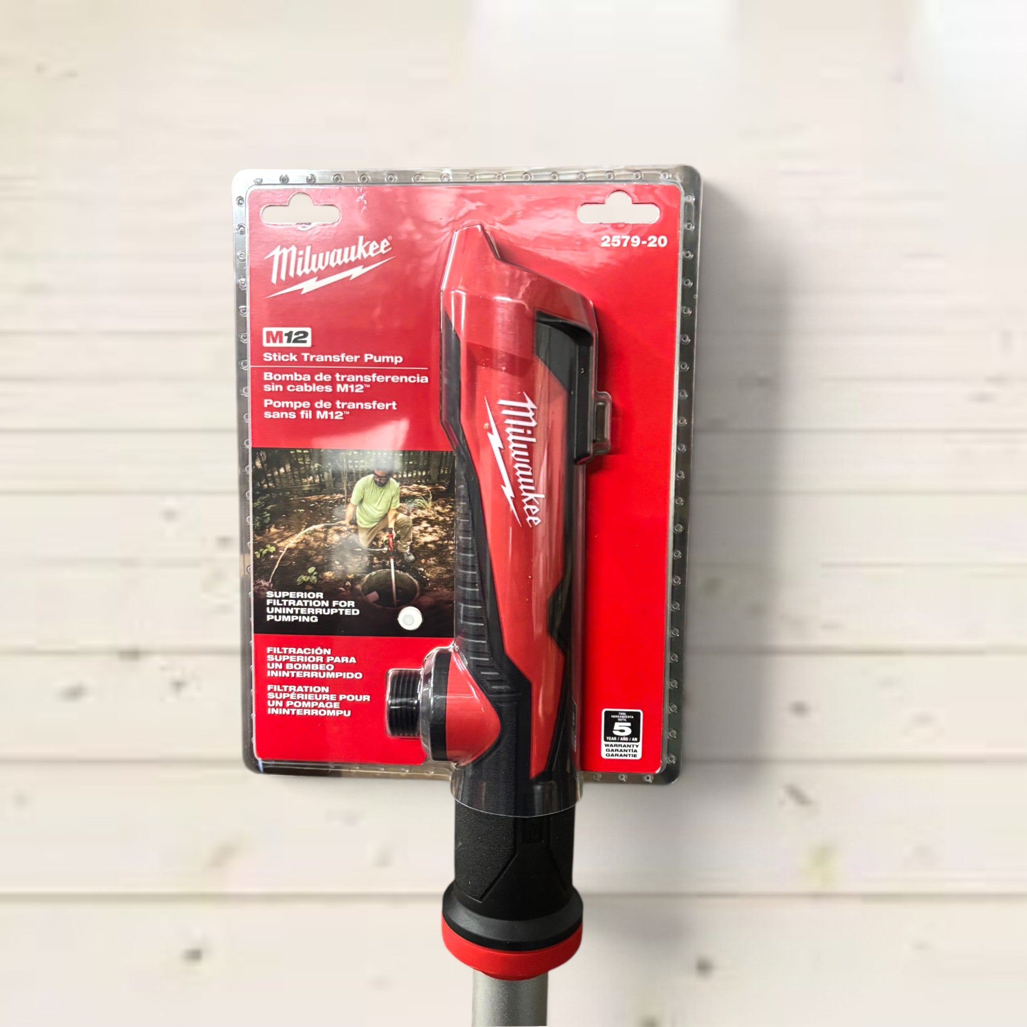 Milwaukee (2579-20) M12 12-Volt Lithium-Ion Cordless 9 GPM 0 hp. Submersible Stick Water Transfer Pump (Tool Only)