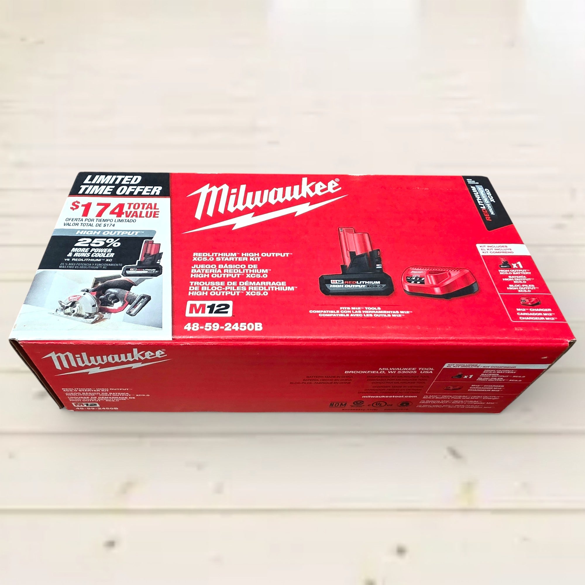 Milwaukee (48-59-2450B) M12 12-Volt Lithium-Ion XC High Output 5.0 Ah Battery Pack with Charger Starter Kit