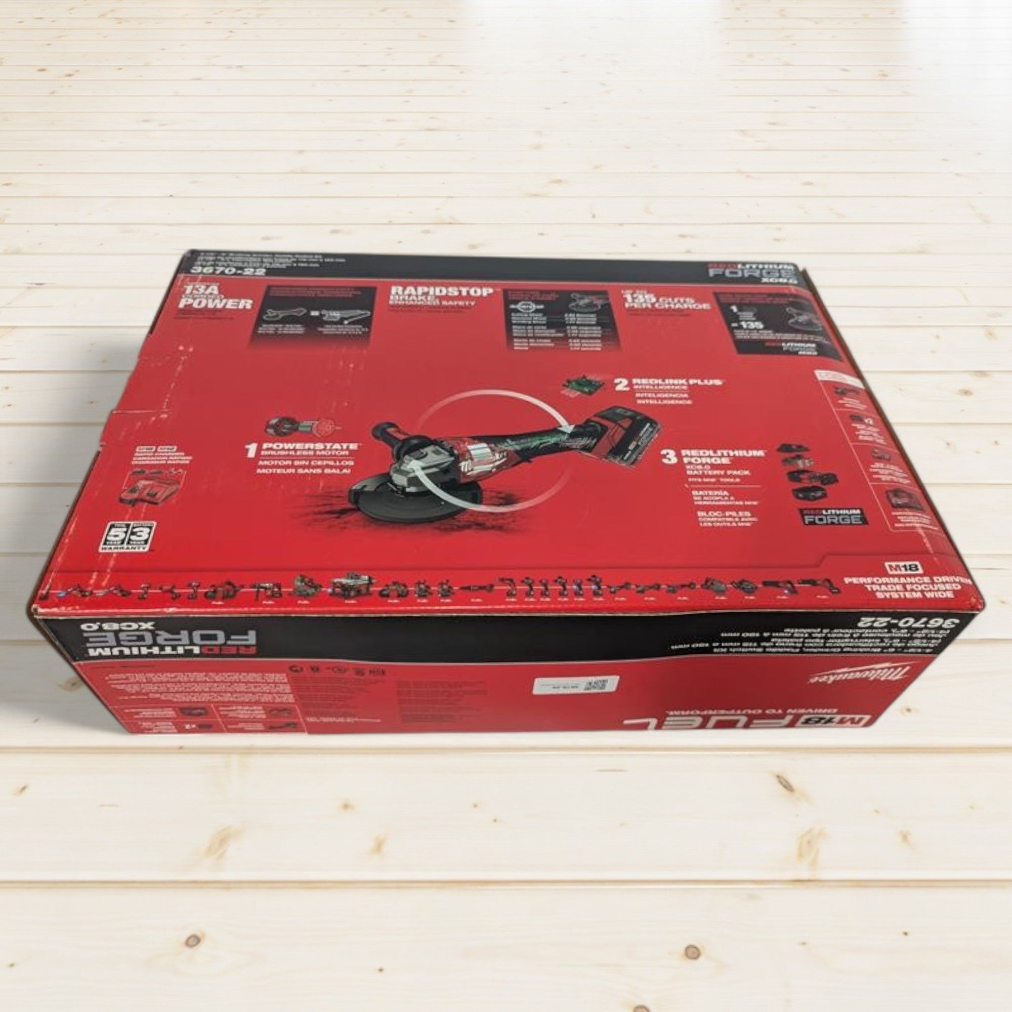 Milwaukee (3670-22) M18 FUEL 18-Volt Lithium-Ion Brushless Cordless 4-1/2 in./6 in. Braking Grinder w/Paddle Switch & Two XC 8.0 Ah Battery