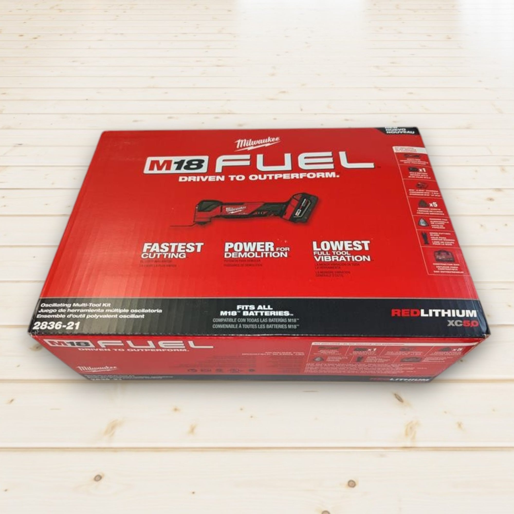 Milwaukee (2836-21) M18 FUEL 18V Lithium-Ion Cordless Brushless Oscillating Multi-Tool Kit with one 5.0 Ah Battery, Charger and Tool Bag