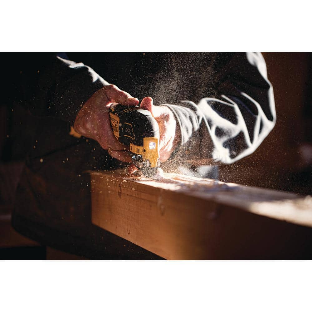 DEWALT (DCS356C1) 20V MAX XR Cordless Brushless 3-Speed Oscillating Multi Tool with (1) 20V 1.5Ah Battery and Charger