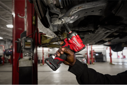 6 Best Milwaukee® Impact Wrenches for Mechanics: M12 & M18 Compared
