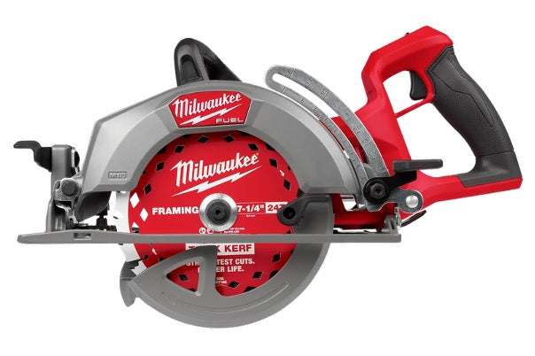 Milwaukee® M18 FUEL rear-handle cordless circular saw fitted with a 7-1/4 inch framing blade