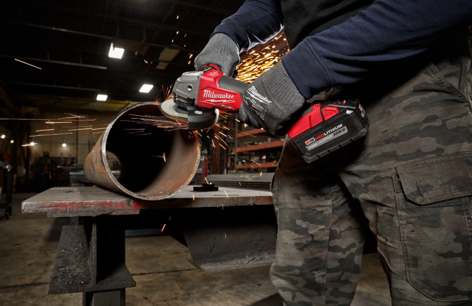 Milwaukee 2880-20 vs 2882-20 Grinder: Cost, Differences & Use Cases