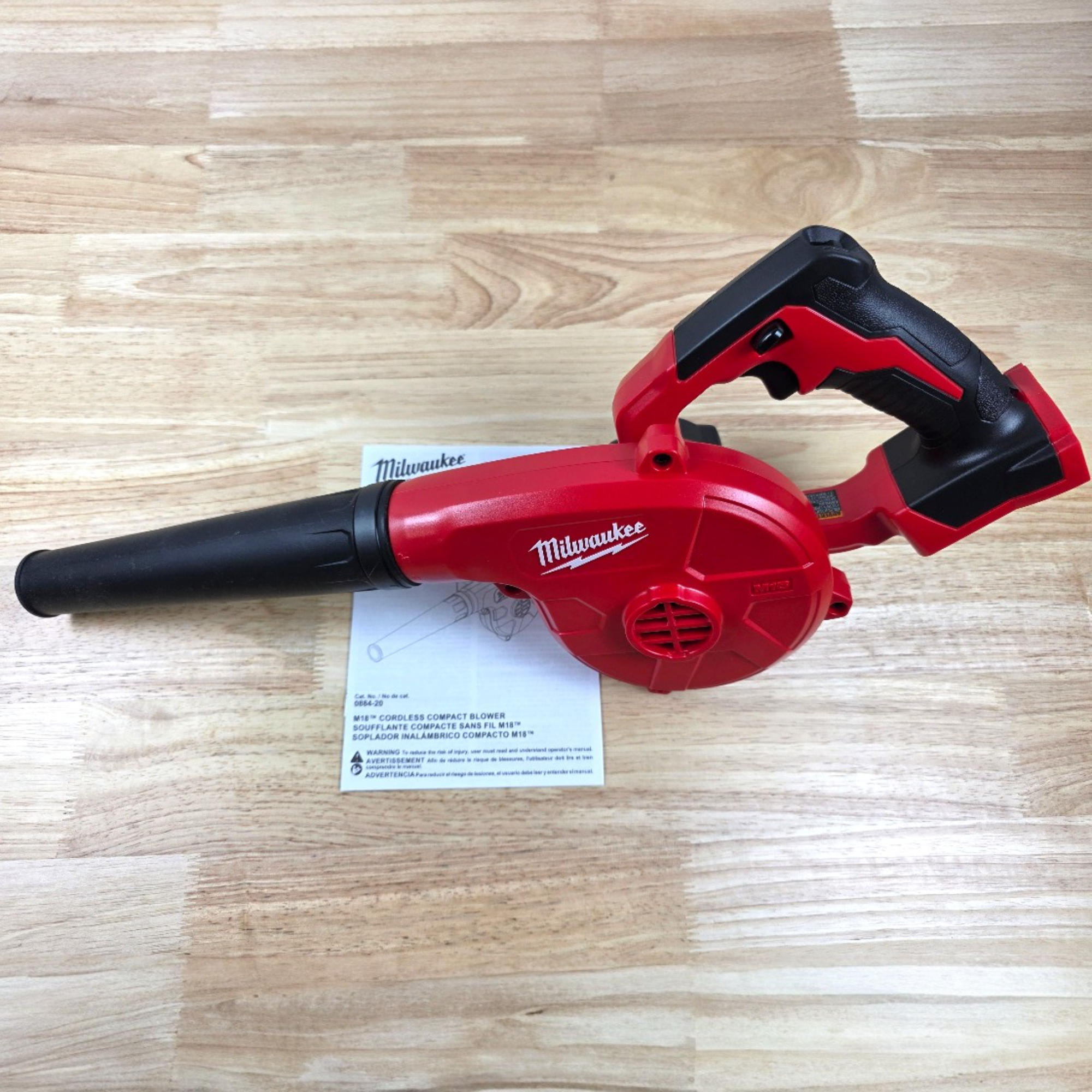 Milwaukee (0884-20) M18 18V Lithium-Ion Cordless Compact Blower - genuine, brand new in secure, non-retail packaging