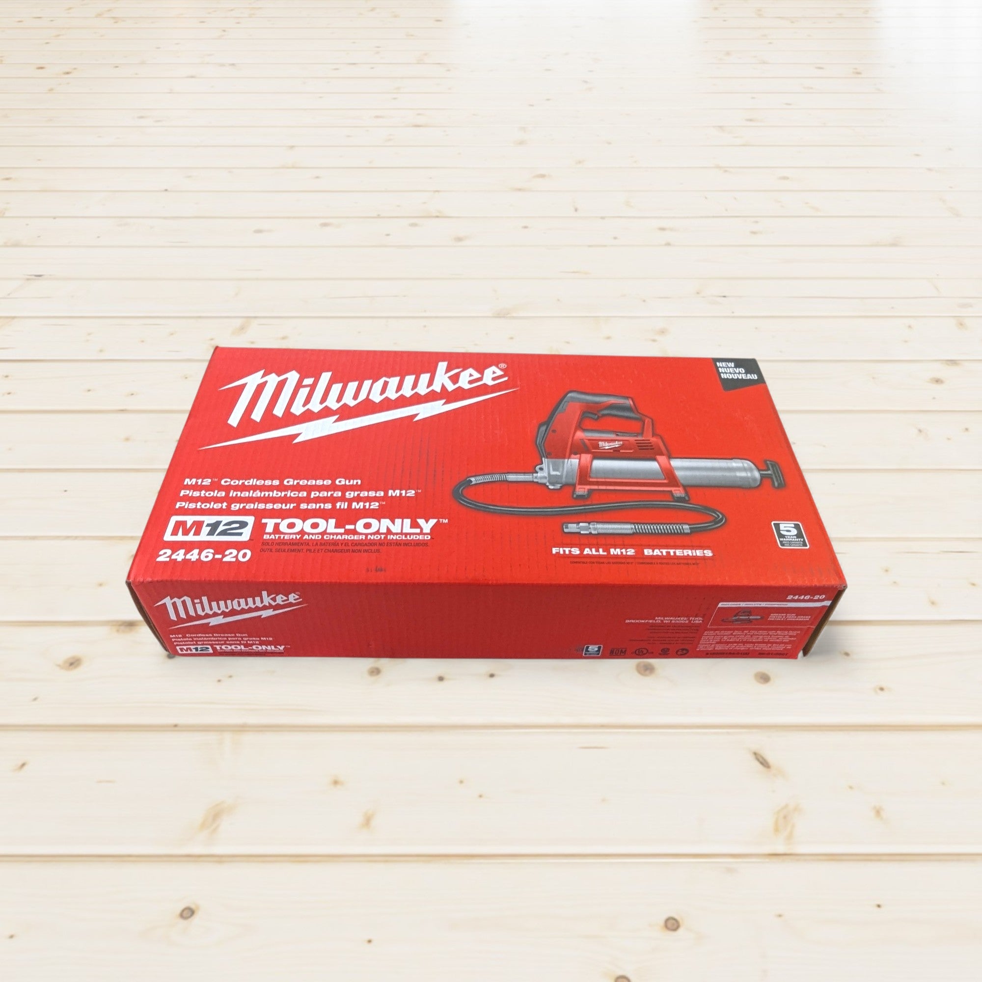 Milwaukee (2446-20)  M12 12V Lithium-Ion Cordless Grease Gun (Tool-Only)