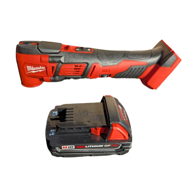 Milwaukee M18 18V Lithium-Ion Cordless Oscillating Multi-Tool Kit with one 1.5 Ah Battery & Charger 2626-21