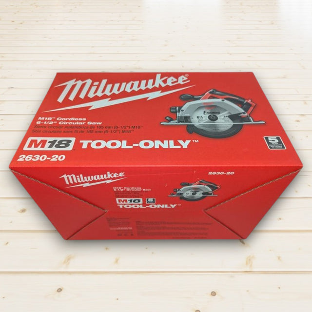 Milwaukee M18 18V Lithium-Ion Cordless 6-1/2 in. Circular Saw (Tool-Only) 2630-20