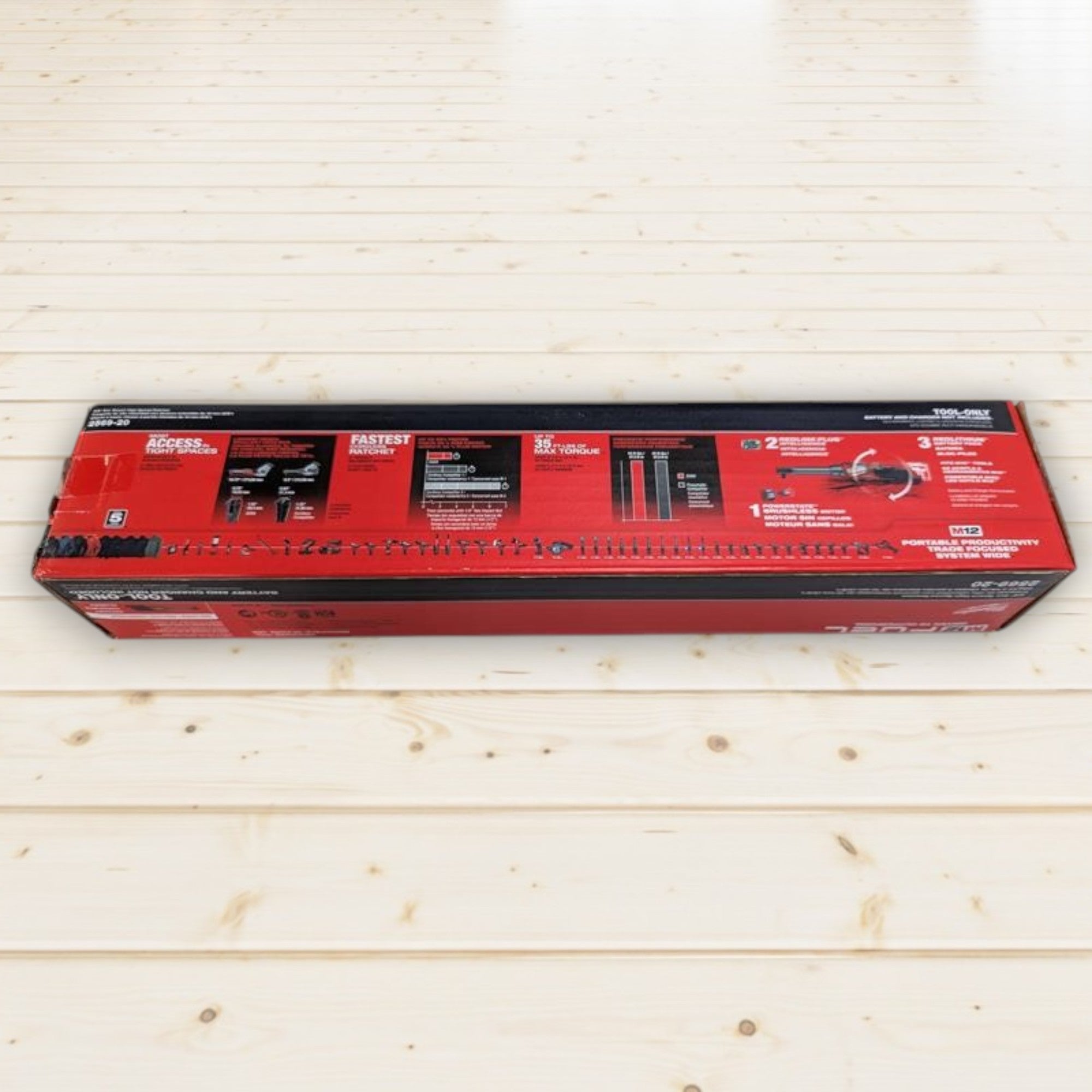 Milwaukee (2569-20) M12 FUEL 12V Lithium-Ion Brushless Cordless 3/8 in. Extended Reach High Speed Ratchet (Tool Only)