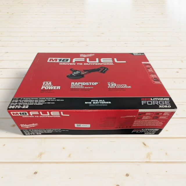 Milwaukee (3670-22) M18 FUEL 18-Volt Lithium-Ion Brushless Cordless 4-1/2 in./6 in. Braking Grinder w/Paddle Switch & Two XC 8.0 Ah Battery