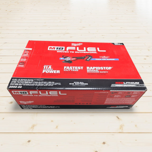 Milwaukee (2882-22) M18 FUEL 18V Lithium-Ion Brushless Cordless 4-1/2 in./5 in. Braking Grinder Kit W/Paddle Switch & (2)6.0 Batteries