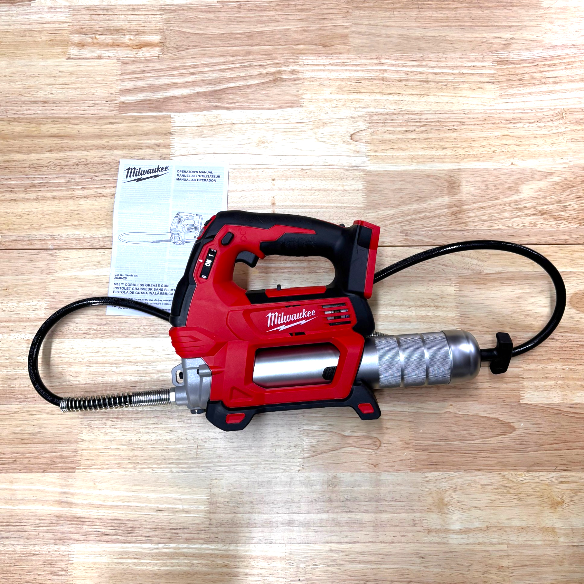 Milwaukee (2646-20) M18 18V Lithium-Ion Cordless Grease Gun 2-Speed - genuine, brand new in secure, non-retail packaging